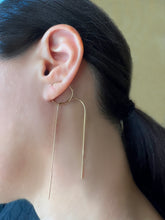 Load image into Gallery viewer, Soga Earring - 24k Gold Plated Chain Threader Earring
