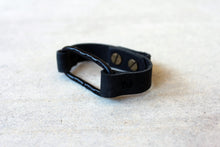 Load image into Gallery viewer, Cero Bracelet - Black link and leather bracelet - MERCe
