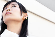 Load image into Gallery viewer, Arco Earring - Gold Ear Climber, Big Ear Crawler - MERCe