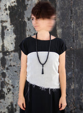 Load image into Gallery viewer, Musa - Gothic black seeds necklace - MERCe