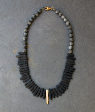 Load image into Gallery viewer, Unno Black Necklace - Black Lava Necklace - MERCe
