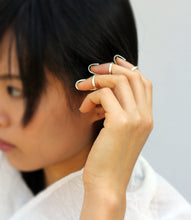 Load image into Gallery viewer, Cage Ring - Silver fingernail ring - MERCe

