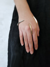 Load image into Gallery viewer, Pak Ring Silver - Avant Garde Between Finger Silver Ring

