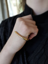 Load image into Gallery viewer, Pak Ring Gold - Avant Garde Between Finger Bronze Ring