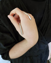 Load image into Gallery viewer, Pak Ring Silver - Avant Garde Between Finger Silver Ring