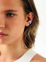 Load image into Gallery viewer, Topa - Silver Cartilage Earrings
