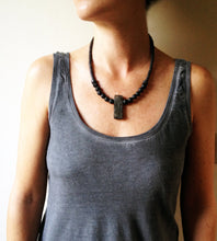 Load image into Gallery viewer, Croma Necklace - Beaded necklace with Labradorite and Lava - MERCe