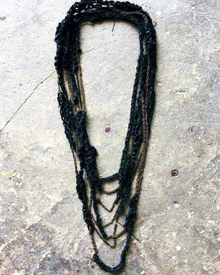 Trazo - Long Crocheted Leather Necklace - MERCe