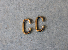 Load image into Gallery viewer, Topa - Gold Cartilage Earring - MERCe
