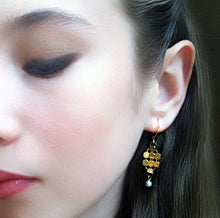 Load image into Gallery viewer, Short Dangle Chainmail Earrings - MERCe
